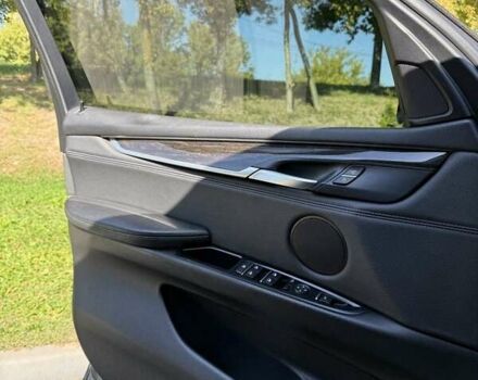 Сірий БМВ Х5, об'ємом двигуна 2 л та пробігом 234 тис. км за 23500 $, фото 7 на Automoto.ua