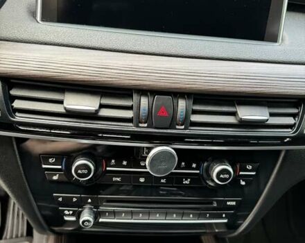 Сірий БМВ Х5, об'ємом двигуна 2 л та пробігом 179 тис. км за 28500 $, фото 46 на Automoto.ua