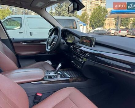 Сірий БМВ Х5, об'ємом двигуна 2 л та пробігом 160 тис. км за 26900 $, фото 8 на Automoto.ua