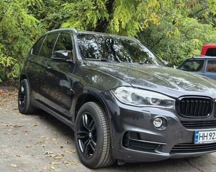 Серый БМВ Х5, объемом двигателя 3 л и пробегом 252 тыс. км за 21900 $, фото 18 на Automoto.ua