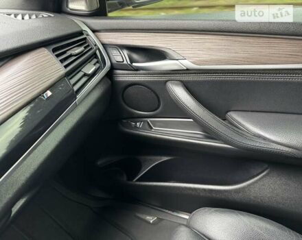 Сірий БМВ Х5, об'ємом двигуна 2 л та пробігом 179 тис. км за 28500 $, фото 28 на Automoto.ua