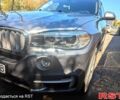 Серый БМВ Х5, объемом двигателя 2 л и пробегом 112 тыс. км за 32900 $, фото 1 на Automoto.ua