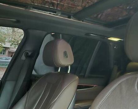 Серый БМВ Х5, объемом двигателя 3 л и пробегом 252 тыс. км за 21900 $, фото 16 на Automoto.ua