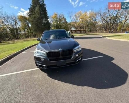 Серый БМВ Х5, объемом двигателя 2.98 л и пробегом 256 тыс. км за 25600 $, фото 1 на Automoto.ua