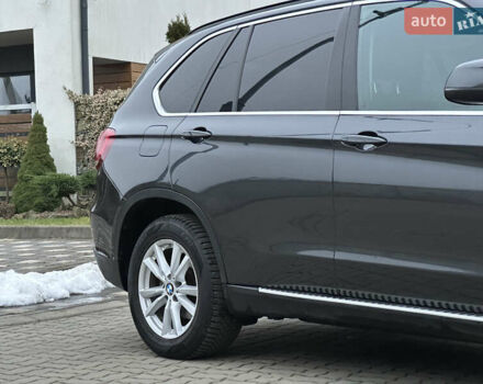 Серый БМВ Х5, объемом двигателя 3 л и пробегом 198 тыс. км за 25999 $, фото 25 на Automoto.ua