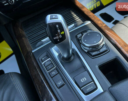 Сірий БМВ Х5, об'ємом двигуна 2.99 л та пробігом 140 тис. км за 26690 $, фото 18 на Automoto.ua