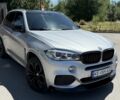 Серый БМВ Х5, объемом двигателя 3 л и пробегом 158 тыс. км за 21900 $, фото 5 на Automoto.ua