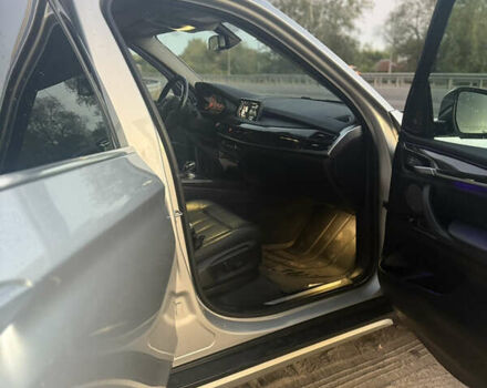Серый БМВ Х5, объемом двигателя 2.98 л и пробегом 150 тыс. км за 25500 $, фото 12 на Automoto.ua