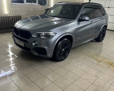 Сірий БМВ Х5, об'ємом двигуна 2.99 л та пробігом 140 тис. км за 38999 $, фото 1 на Automoto.ua