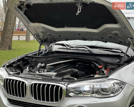Серый БМВ Х5, объемом двигателя 2.98 л и пробегом 150 тыс. км за 24500 $, фото 12 на Automoto.ua