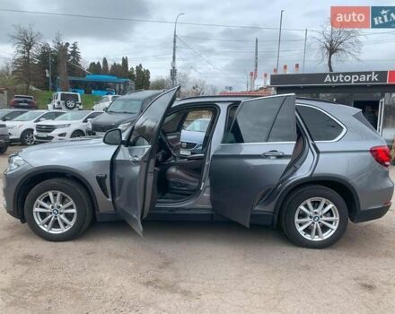 Серый БМВ Х5, объемом двигателя 2 л и пробегом 206 тыс. км за 26890 $, фото 15 на Automoto.ua