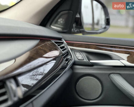 Серый БМВ Х5, объемом двигателя 2.98 л и пробегом 150 тыс. км за 24500 $, фото 30 на Automoto.ua
