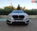 Серый БМВ Х5, объемом двигателя 3 л и пробегом 215 тыс. км за 19900 $, фото 2 на Automoto.ua