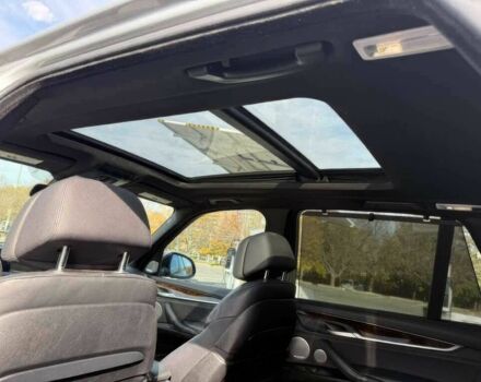 Серый БМВ Х5, объемом двигателя 3 л и пробегом 80 тыс. км за 13000 $, фото 9 на Automoto.ua