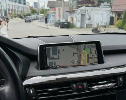 Сірий БМВ Х5, об'ємом двигуна 2 л та пробігом 150 тис. км за 23700 $, фото 7 на Automoto.ua