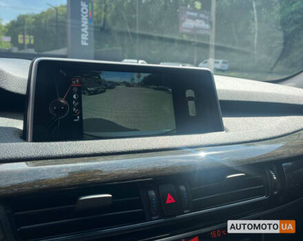 Серый БМВ Х5, объемом двигателя 3 л и пробегом 303 тыс. км за 21700 $, фото 12 на Automoto.ua