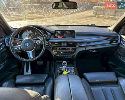 Серый БМВ Х5, объемом двигателя 2.99 л и пробегом 210 тыс. км за 7500 $, фото 5 на Automoto.ua