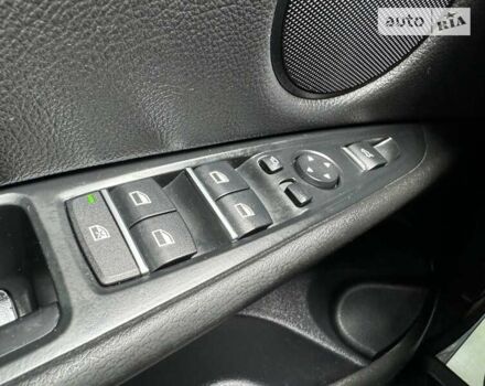 Сірий БМВ Х5, об'ємом двигуна 2 л та пробігом 179 тис. км за 28500 $, фото 30 на Automoto.ua