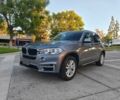 Серый БМВ Х5, объемом двигателя 3 л и пробегом 77 тыс. км за 14600 $, фото 2 на Automoto.ua