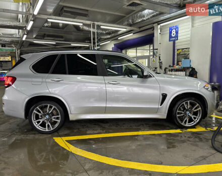 Сірий БМВ Х5, об'ємом двигуна 2.98 л та пробігом 162 тис. км за 24200 $, фото 27 на Automoto.ua