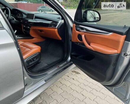 Сірий БМВ Х5, об'ємом двигуна 2 л та пробігом 218 тис. км за 20999 $, фото 10 на Automoto.ua