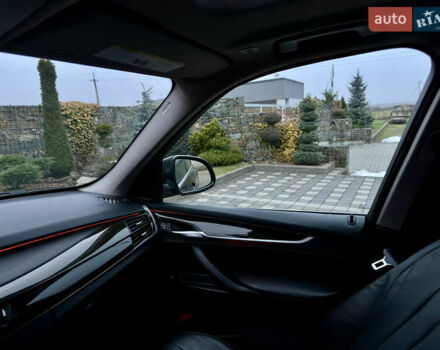 Серый БМВ Х5, объемом двигателя 3 л и пробегом 198 тыс. км за 25999 $, фото 68 на Automoto.ua