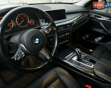 Серый БМВ Х5, объемом двигателя 2.98 л и пробегом 199 тыс. км за 24200 $, фото 6 на Automoto.ua