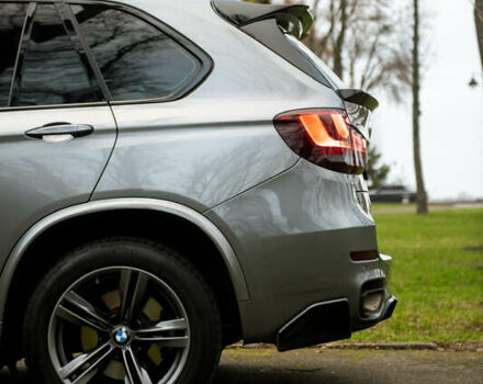 Серый БМВ Х5, объемом двигателя 2.99 л и пробегом 180 тыс. км за 37000 $, фото 7 на Automoto.ua