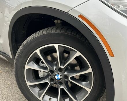 Серый БМВ Х5, объемом двигателя 3 л и пробегом 260 тыс. км за 30999 $, фото 18 на Automoto.ua