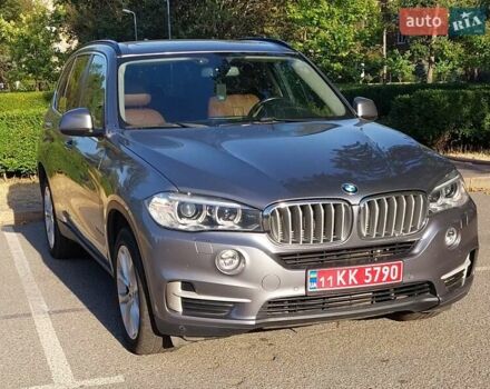 Серый БМВ Х5, объемом двигателя 2 л и пробегом 170 тыс. км за 23999 $, фото 11 на Automoto.ua