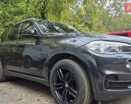 Серый БМВ Х5, объемом двигателя 3 л и пробегом 252 тыс. км за 21900 $, фото 2 на Automoto.ua