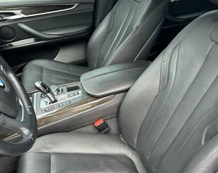 Сірий БМВ Х5, об'ємом двигуна 2 л та пробігом 150 тис. км за 23700 $, фото 5 на Automoto.ua