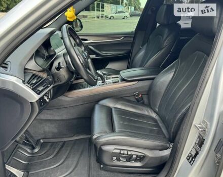 Сірий БМВ Х5, об'ємом двигуна 2 л та пробігом 179 тис. км за 28500 $, фото 43 на Automoto.ua