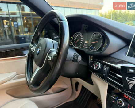 БМВ Х5 2015 у Дніпро (Дніпропетровську) на Automoto.ua Сірий БМВ Х5, об'ємом двигуна 2.98 л та пробігом 157 тис. км за 23800 $, фото 27 на Automoto.ua