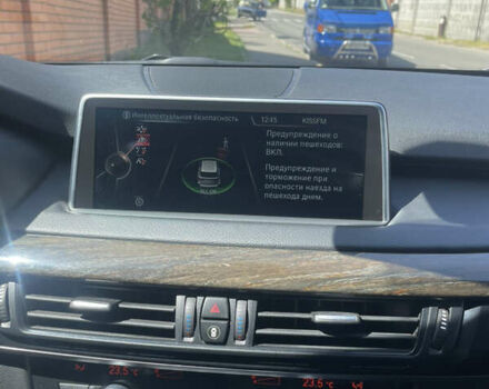 Серый БМВ Х5, объемом двигателя 3 л и пробегом 166 тыс. км за 24500 $, фото 33 на Automoto.ua