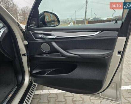 Сірий БМВ Х5, об'ємом двигуна 2.99 л та пробігом 214 тис. км за 25750 $, фото 33 на Automoto.ua