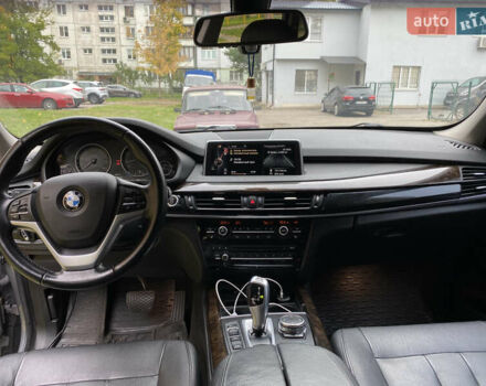 Сірий БМВ Х5, об'ємом двигуна 2.98 л та пробігом 171 тис. км за 26999 $, фото 13 на Automoto.ua