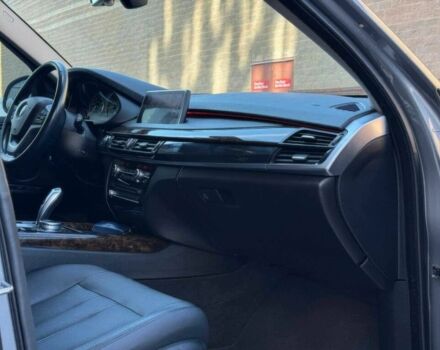 Сірий БМВ Х5, об'ємом двигуна 3 л та пробігом 75 тис. км за 19700 $, фото 7 на Automoto.ua