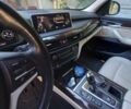 Серый БМВ Х5, объемом двигателя 3 л и пробегом 192 тыс. км за 23000 $, фото 2 на Automoto.ua