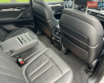 Серый БМВ Х5, объемом двигателя 2.98 л и пробегом 150 тыс. км за 24500 $, фото 22 на Automoto.ua