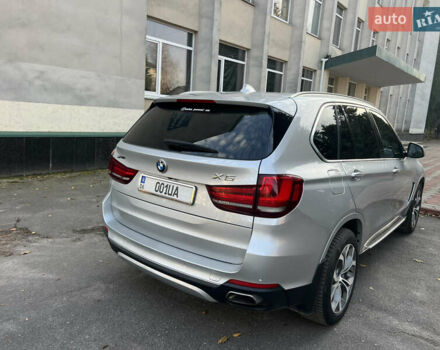 Серый БМВ Х5, объемом двигателя 2 л и пробегом 85 тыс. км за 29500 $, фото 5 на Automoto.ua