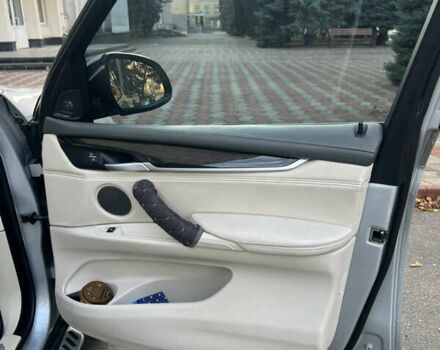 Серый БМВ Х5, объемом двигателя 2 л и пробегом 85 тыс. км за 29500 $, фото 15 на Automoto.ua