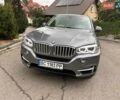 Сірий БМВ Х5, об'ємом двигуна 2 л та пробігом 235 тис. км за 23000 $, фото 2 на Automoto.ua