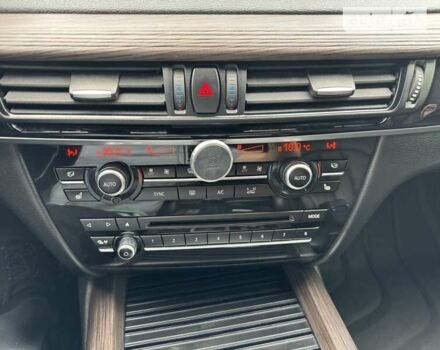 Сірий БМВ Х5, об'ємом двигуна 2 л та пробігом 179 тис. км за 28500 $, фото 32 на Automoto.ua