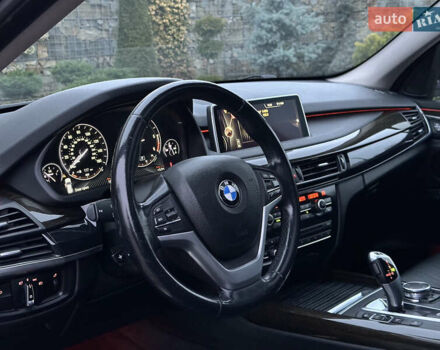 Серый БМВ Х5, объемом двигателя 3 л и пробегом 198 тыс. км за 25999 $, фото 56 на Automoto.ua