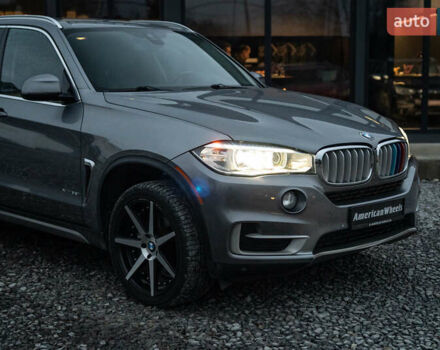 Сірий БМВ Х5, об'ємом двигуна 2.98 л та пробігом 208 тис. км за 21900 $, фото 9 на Automoto.ua