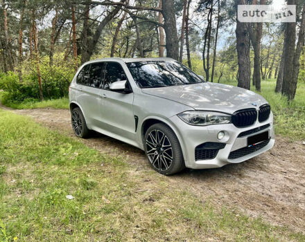 Серый БМВ Х5, объемом двигателя 3 л и пробегом 93 тыс. км за 34000 $, фото 2 на Automoto.ua