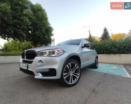 Серый БМВ Х5, объемом двигателя 3 л и пробегом 215 тыс. км за 19900 $, фото 4 на Automoto.ua