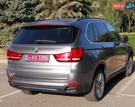 Серый БМВ Х5, объемом двигателя 2 л и пробегом 170 тыс. км за 23999 $, фото 6 на Automoto.ua