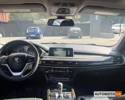 Серый БМВ Х5, объемом двигателя 3 л и пробегом 303 тыс. км за 21700 $, фото 10 на Automoto.ua